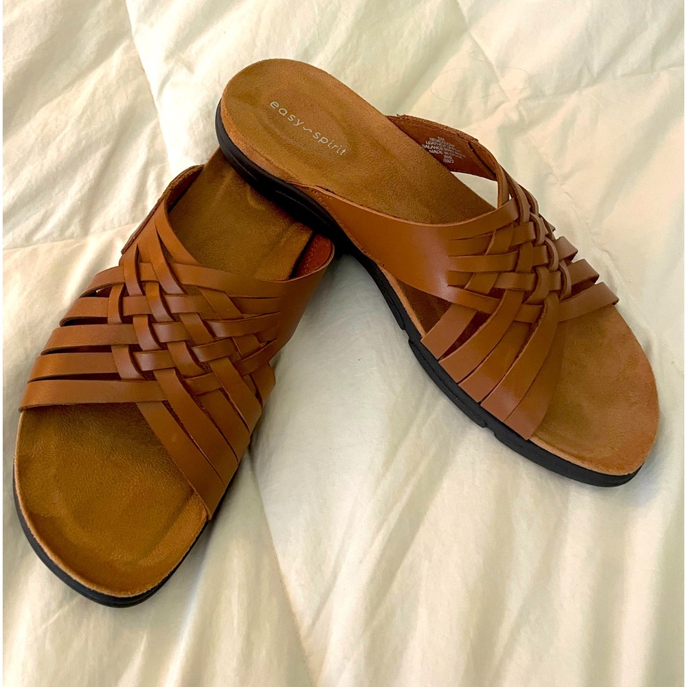 Easy Spirit Slide Sandals. Brown leather. Size 8. Never worn.